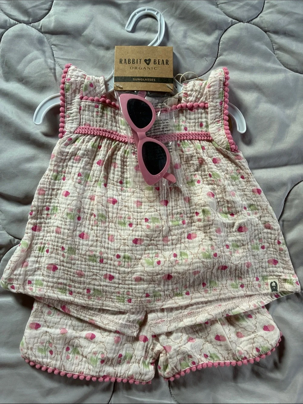 Rabbit & Bear Organic Pink Floral Kids Sunglasses and Play Set